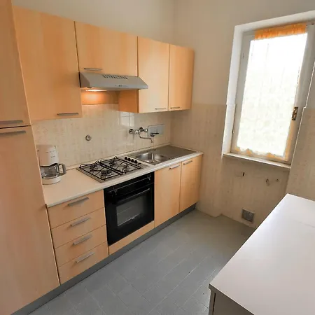 Laura-3 By Interhome Vesta