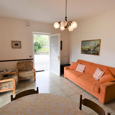 Apartment Laura-3 By Interhome Vesta
